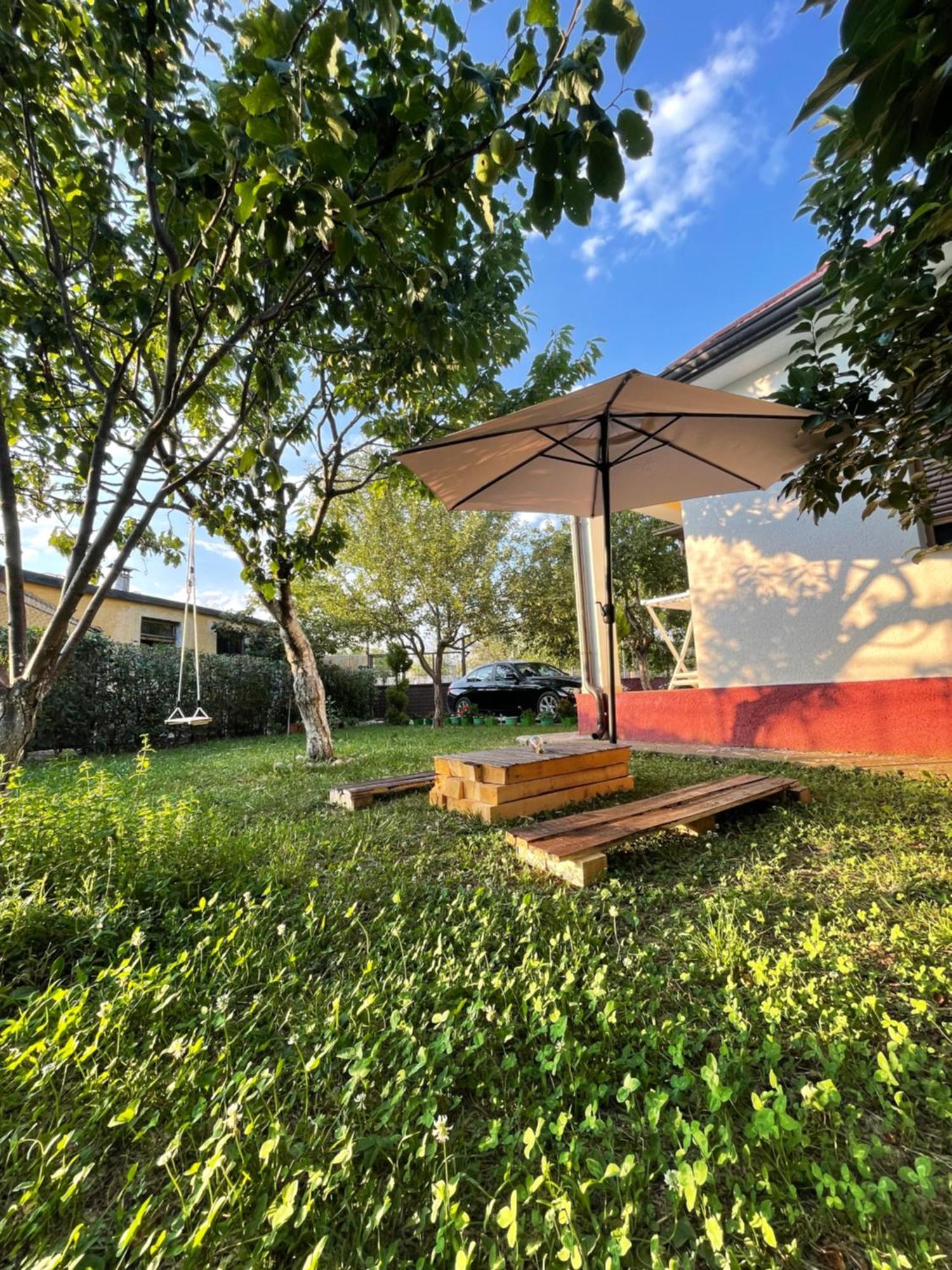 Puke Riza Guest House מראה חיצוני תמונה